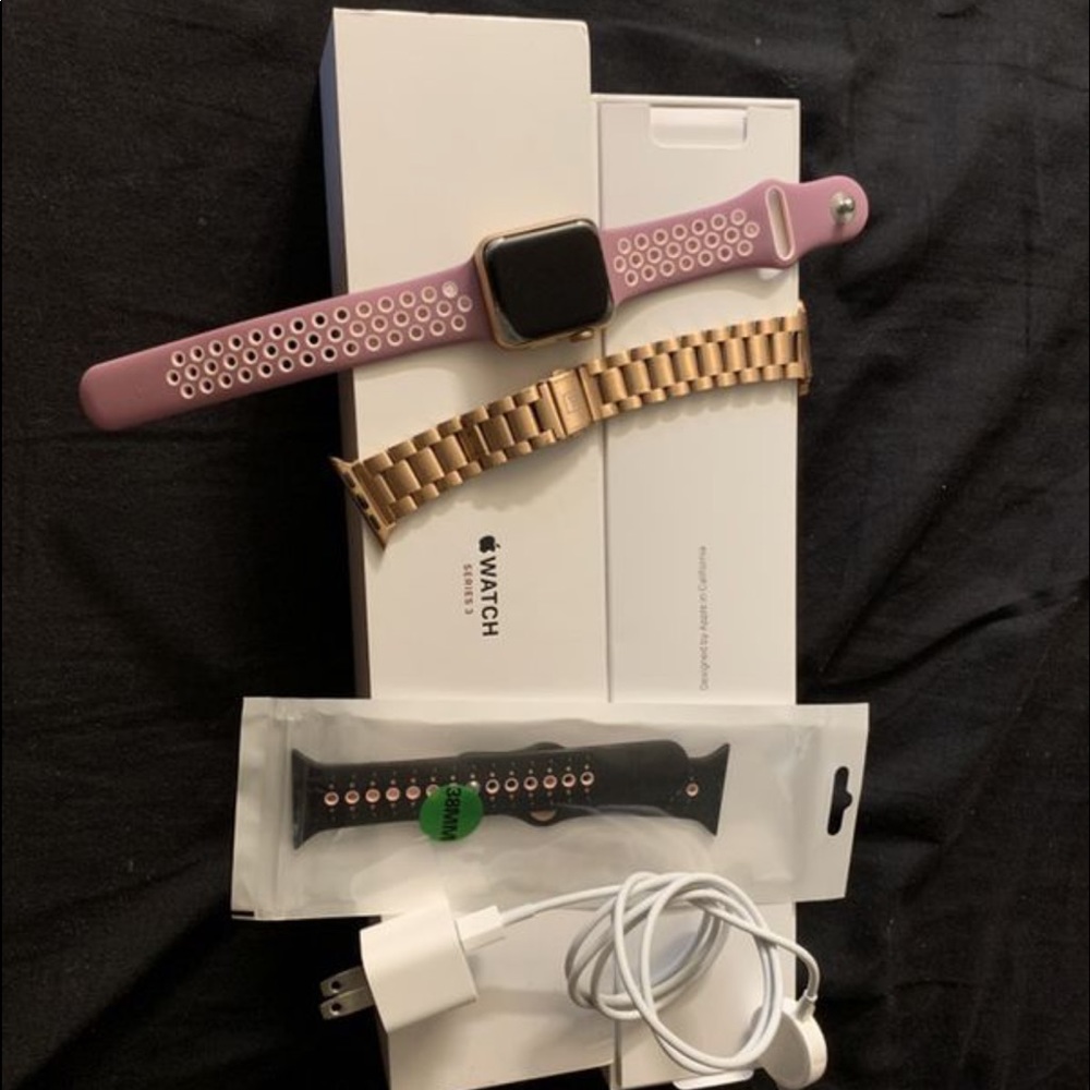 *SOLD* Series 3 Apple Watch cell+gps